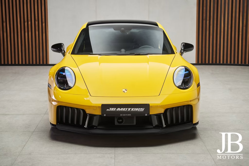 Porsche 992.2 Carrera 4 GTS