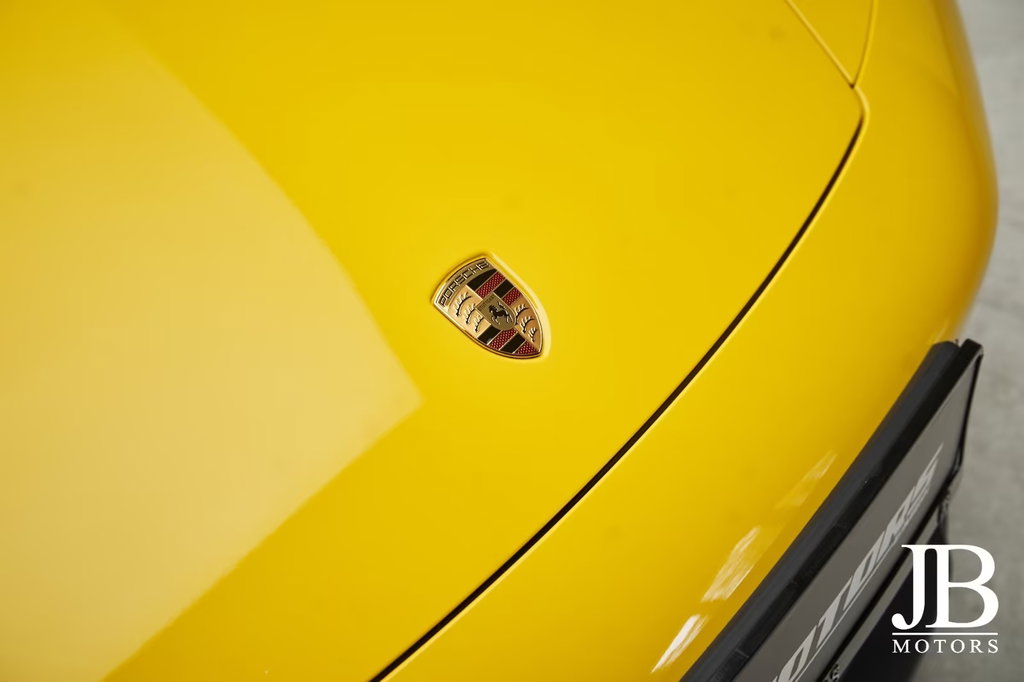 Porsche 992.2 Carrera 4 GTS