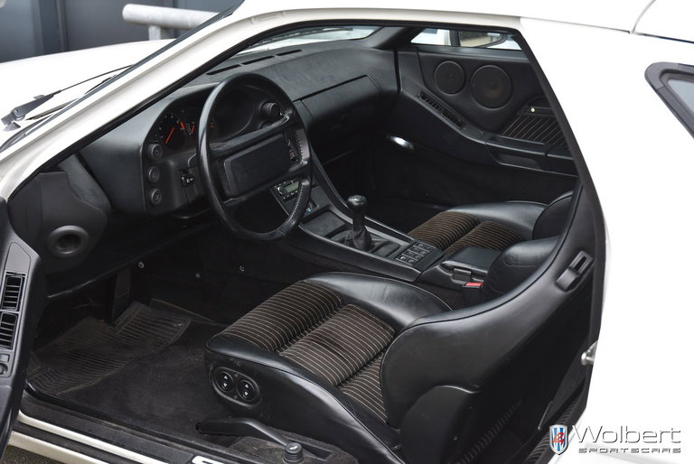 Porsche 928 S4