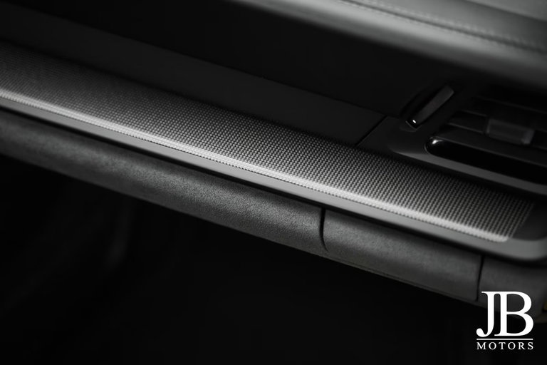 Porsche 992.2 Carrera 4 GTS