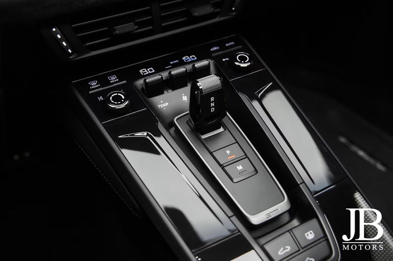 Porsche 992.2 Carrera 4 GTS