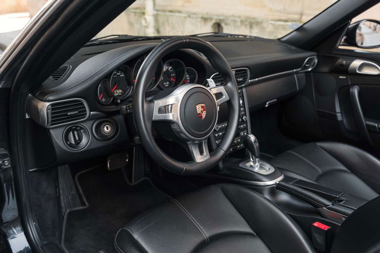 Porsche 997.2 Carrera GTS