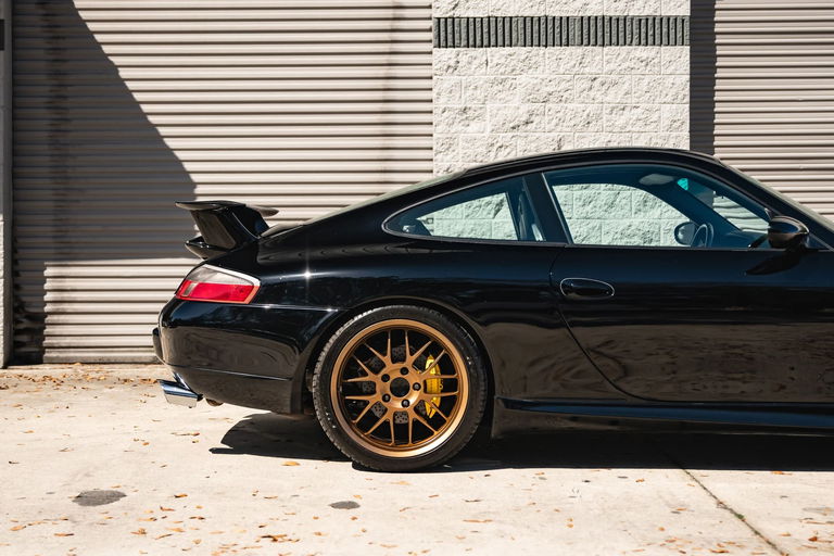 Porsche 996 Carrera