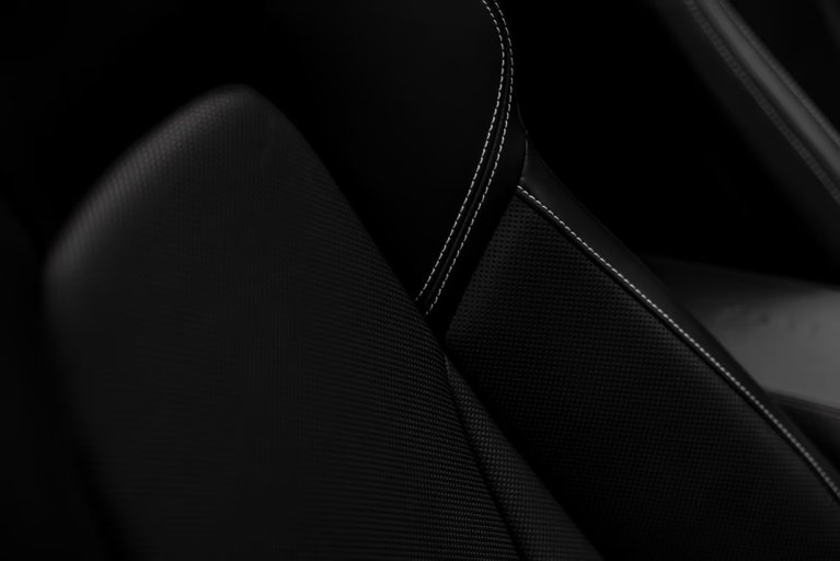 Porsche 992 Carrera 4
