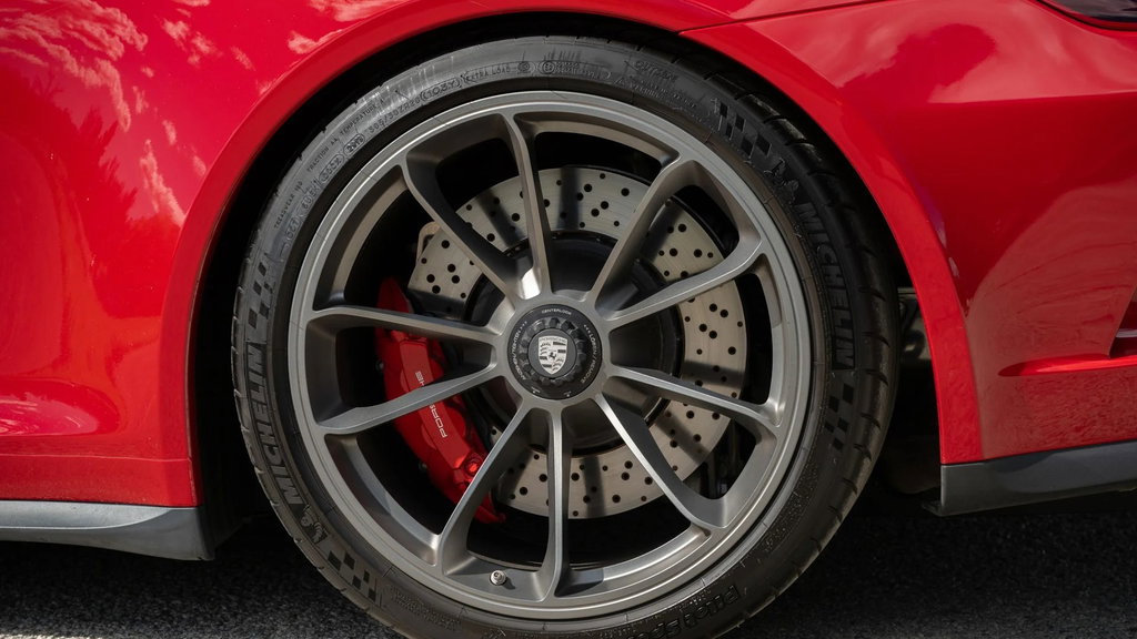 Porsche 991.2 GT3 Touring