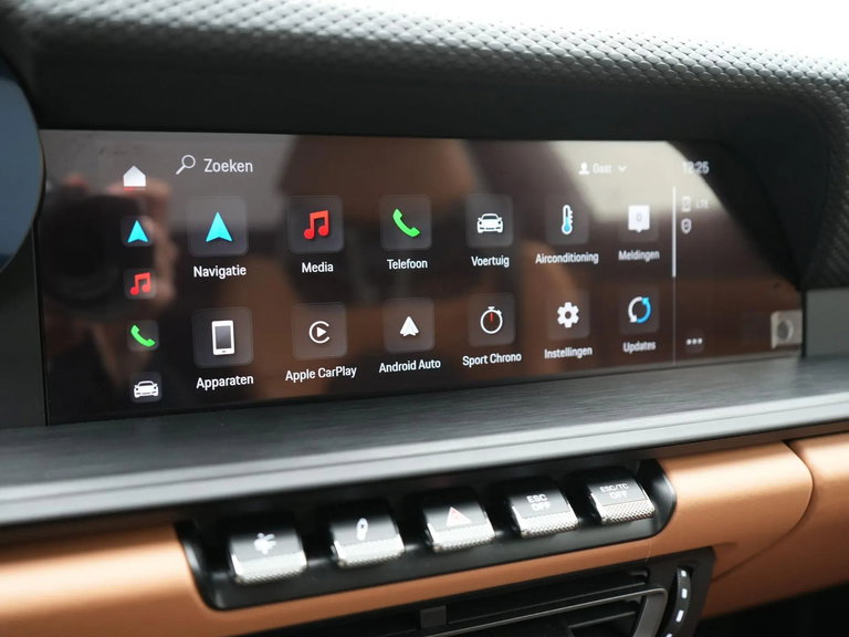 Porsche 992 GT3 Touring