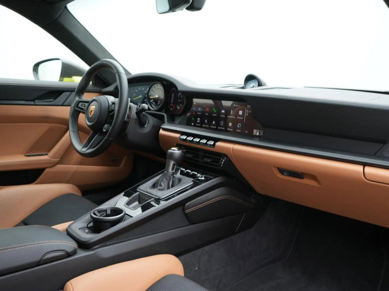 Porsche 992 GT3 Touring