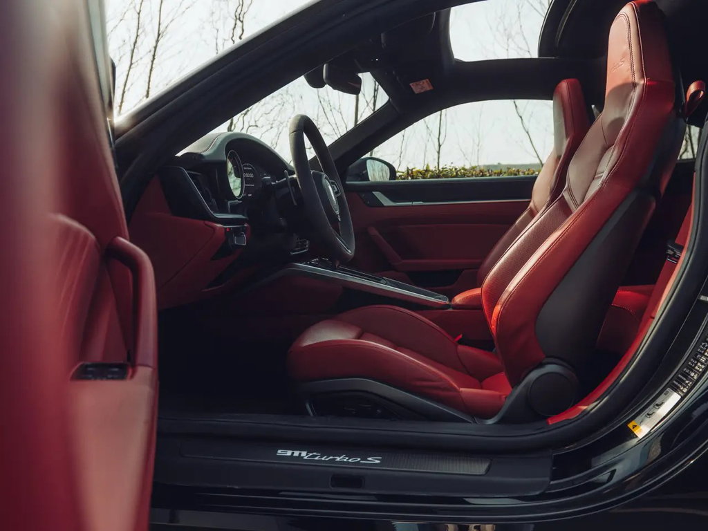 Porsche 992 Turbo S