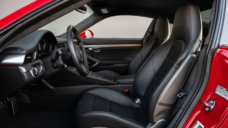 Porsche 991.2 GT3 Touring