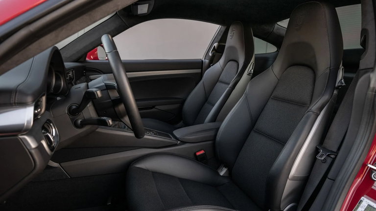 Porsche 991.2 GT3 Touring