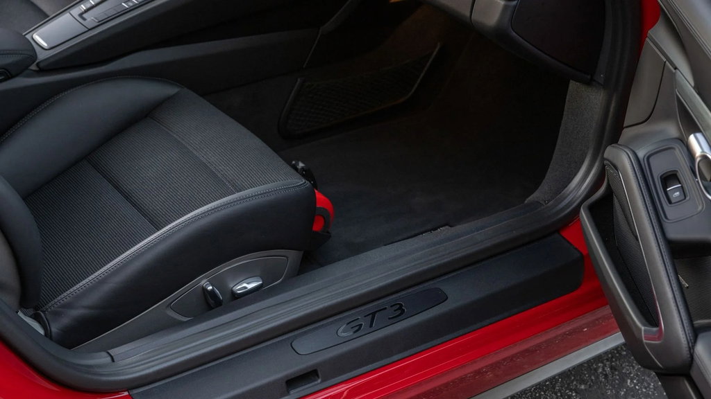 Porsche 991.2 GT3 Touring