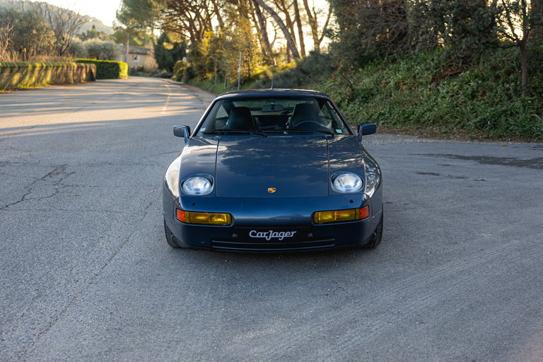 Porsche 928 S4