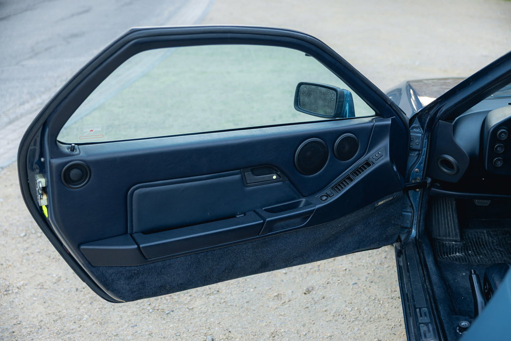 Porsche 928 S4