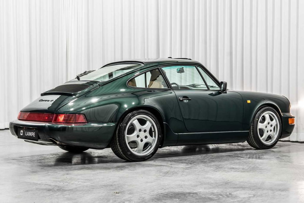 Porsche 964 Carrera 4