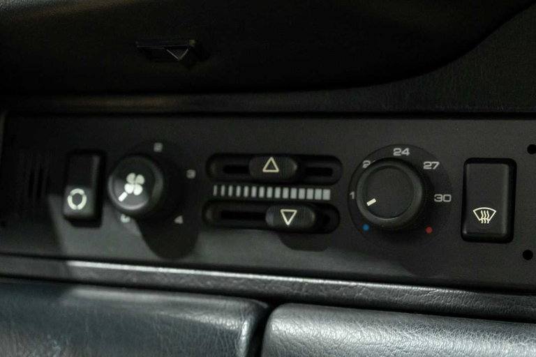 Porsche 964 Carrera 4