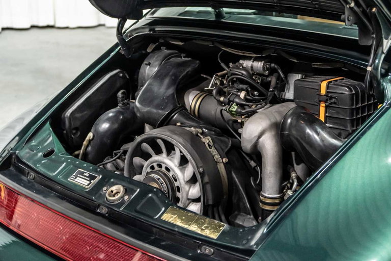 Porsche 964 Carrera 4