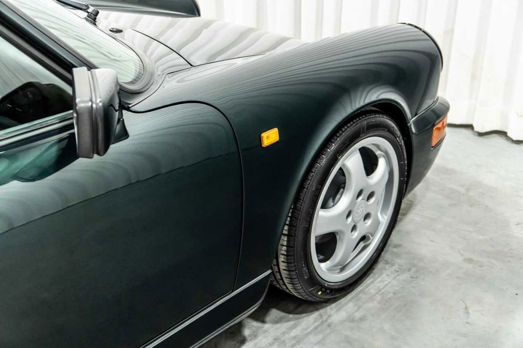 Porsche 964 Carrera 4