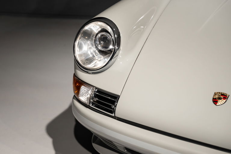 Porsche 911 Backdate