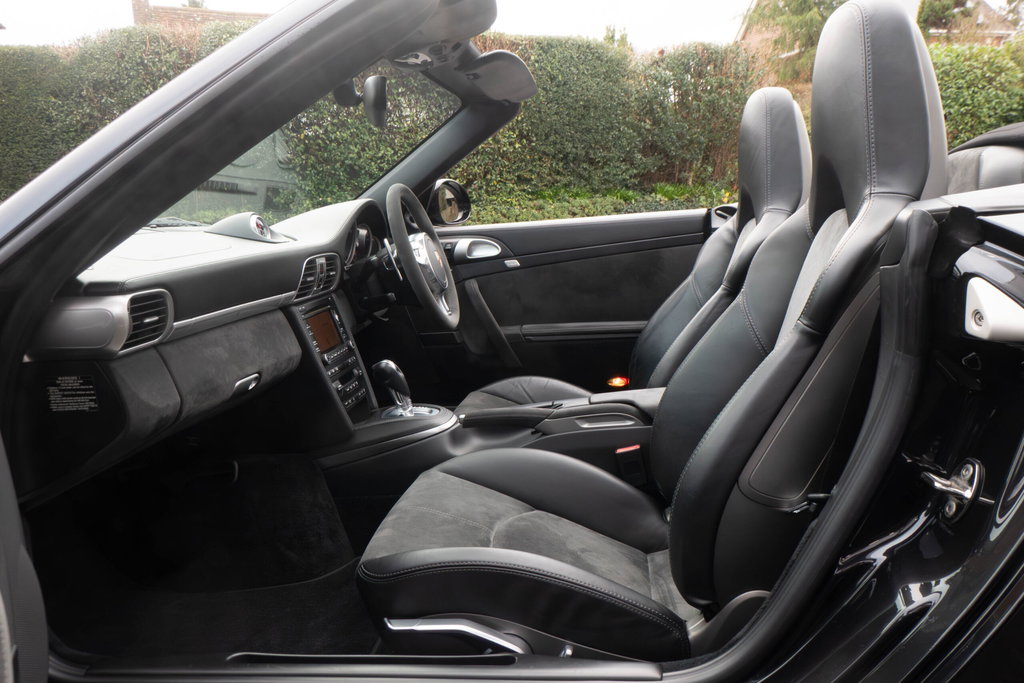 Porsche 997.2 Carrera GTS