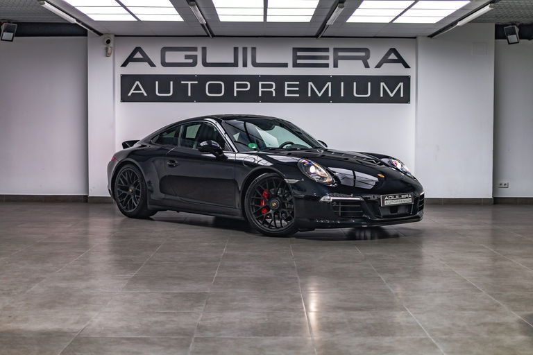 Porsche 991 Carrera 4 GTS