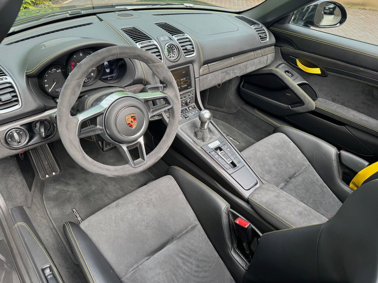 Porsche 981 Boxster Spyder