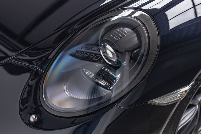 Porsche 991 Carrera 4 GTS