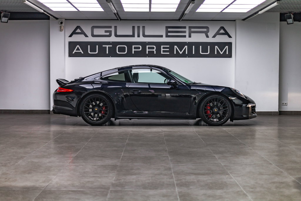Porsche 991 Carrera 4 GTS