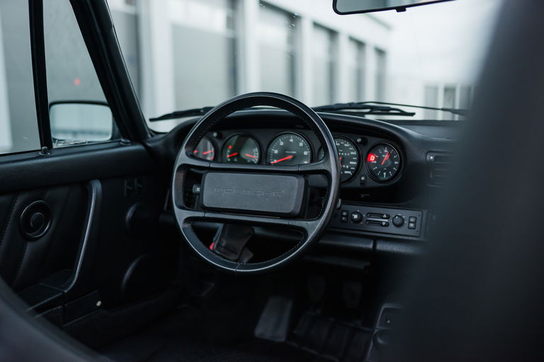 Porsche 964 Carrera 2