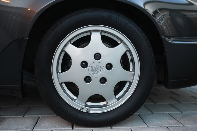 Porsche 964 Carrera 2