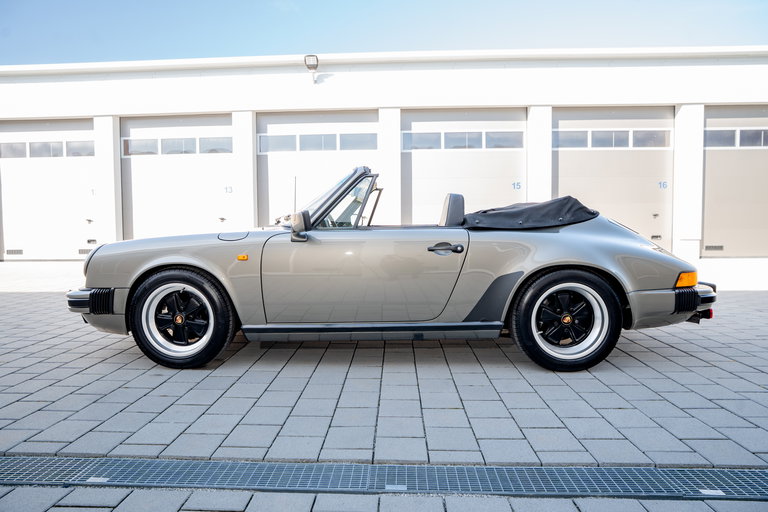 Porsche 911 Carrera 3.2