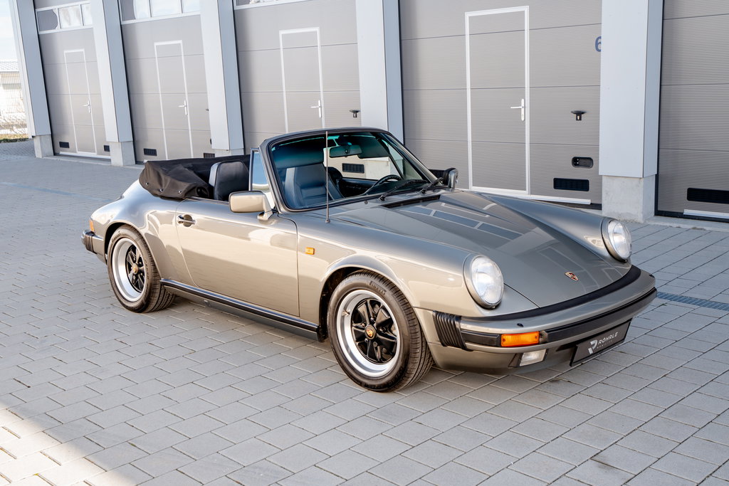 Porsche 911 Carrera 3.2