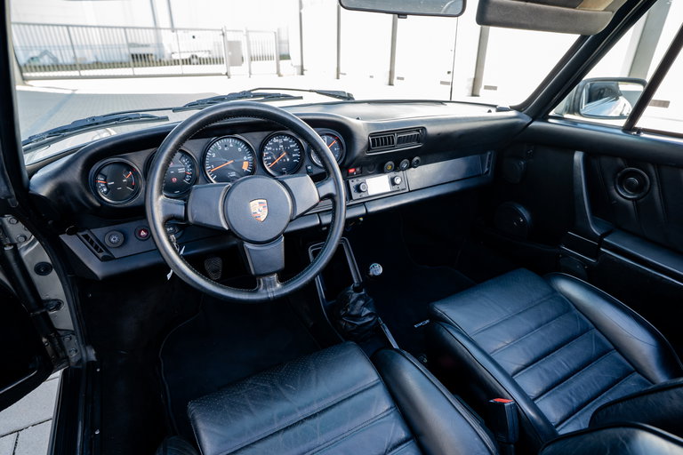 Porsche 911 Carrera 3.2