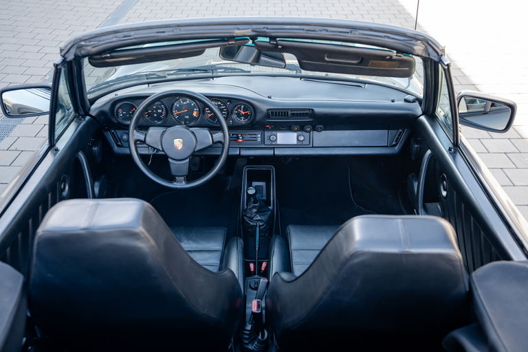 Porsche 911 Carrera 3.2