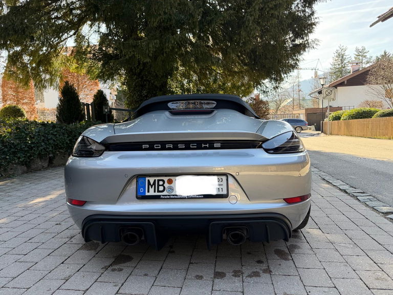 Porsche 718 Spyder