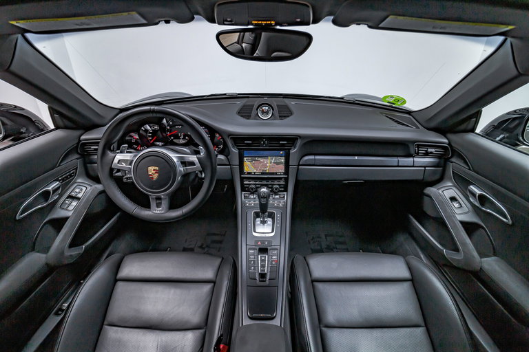 Porsche 991 Carrera 4 GTS