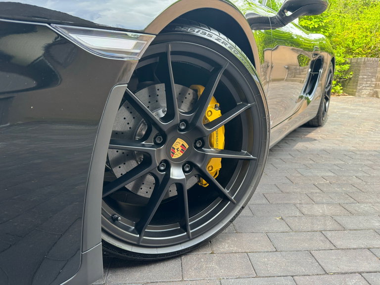 Porsche 981 Boxster Spyder