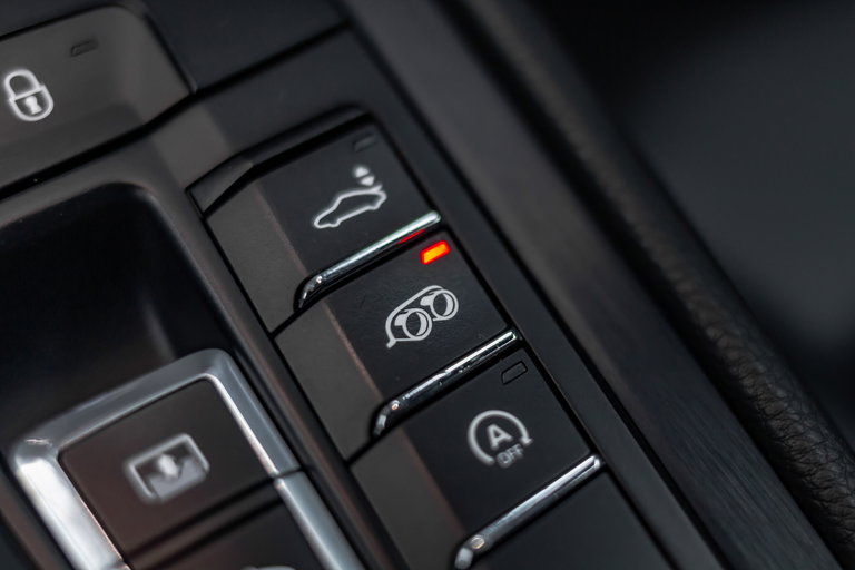 Porsche 991 Carrera 4 GTS