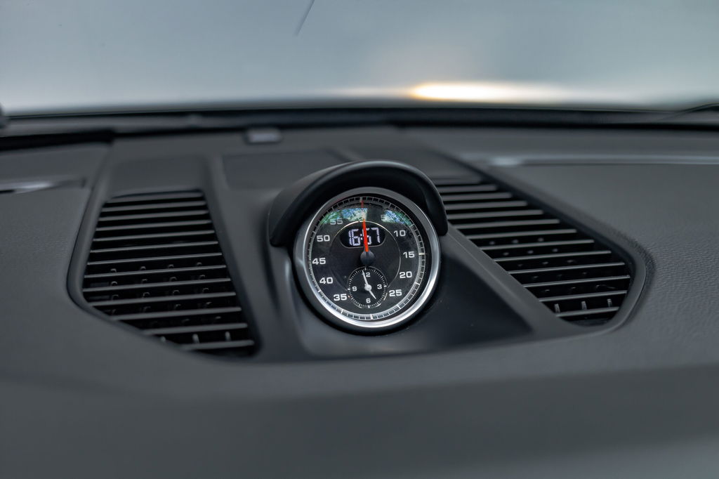 Porsche 991 Carrera 4 GTS