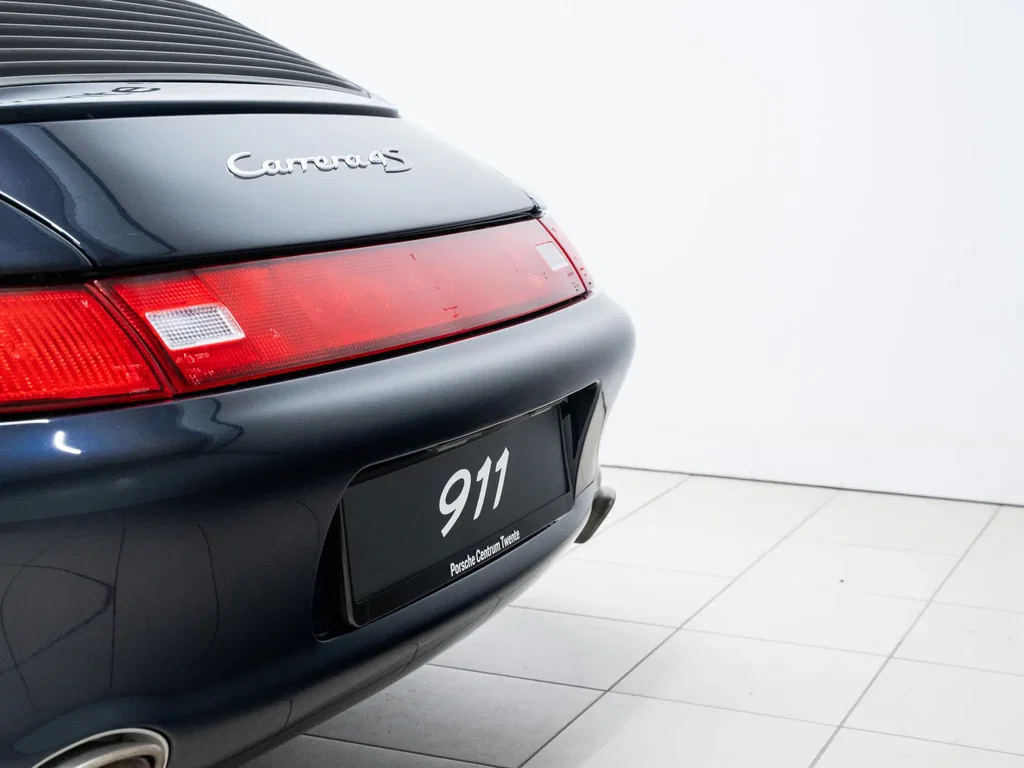 Porsche 993 Carrera 4S
