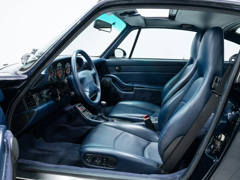 Porsche 993 Carrera 4S