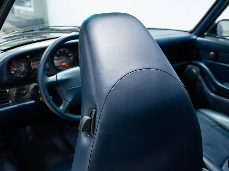 Porsche 993 Carrera 4S