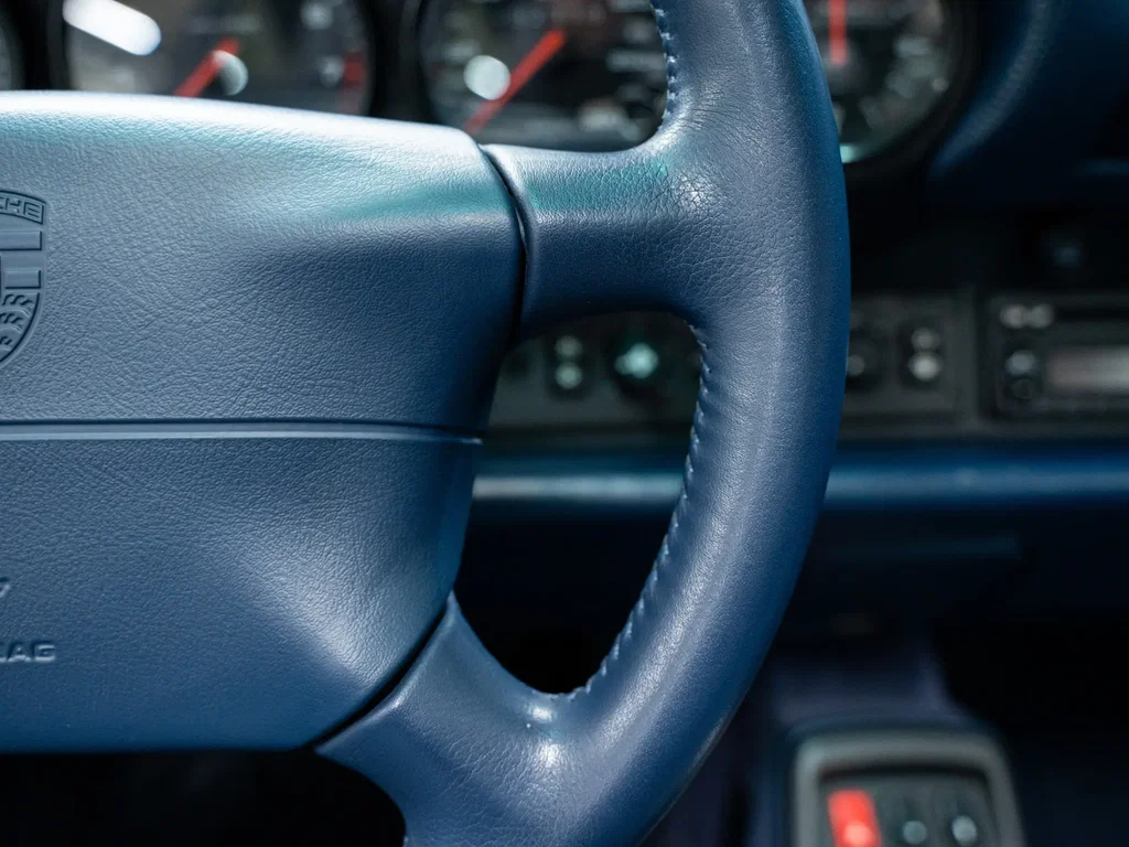 Porsche 993 Carrera 4S