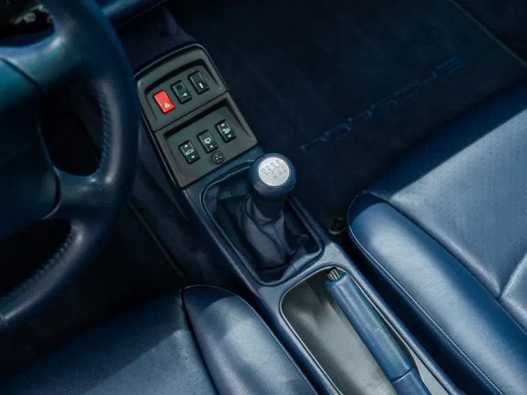 Porsche 993 Carrera 4S