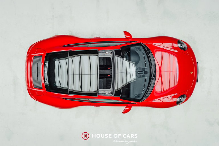 Porsche 991 Carrera 4 GTS