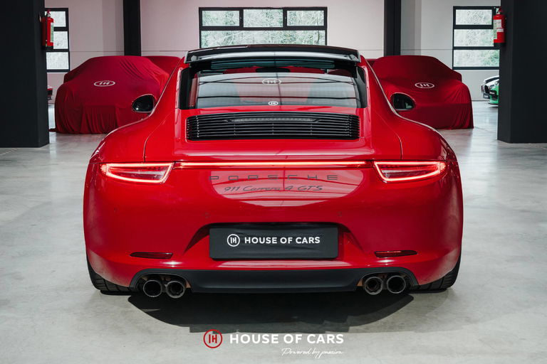 Porsche 991 Carrera 4 GTS