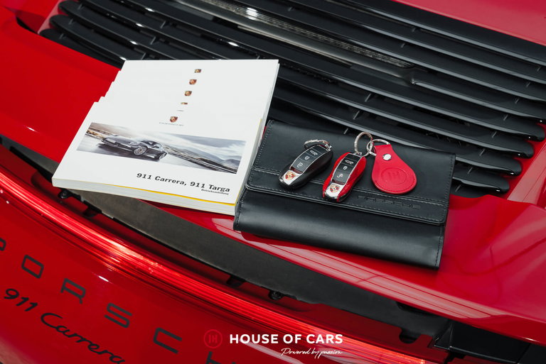 Porsche 991 Carrera 4 GTS