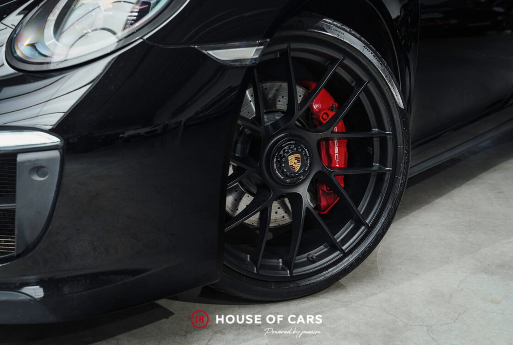 Porsche 991.2 Carrera GTS