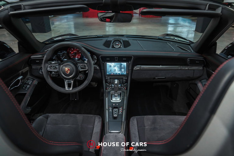 Porsche 991.2 Carrera GTS