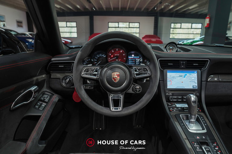 Porsche 991.2 Carrera GTS
