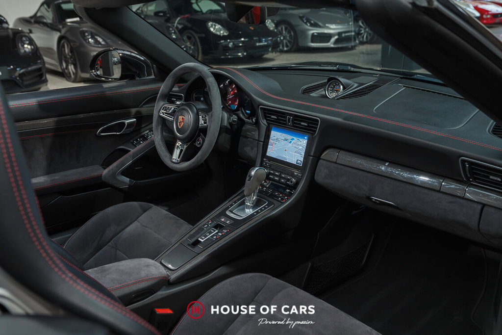 Porsche 991.2 Carrera GTS